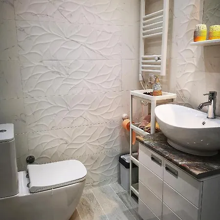 Apartment Bis